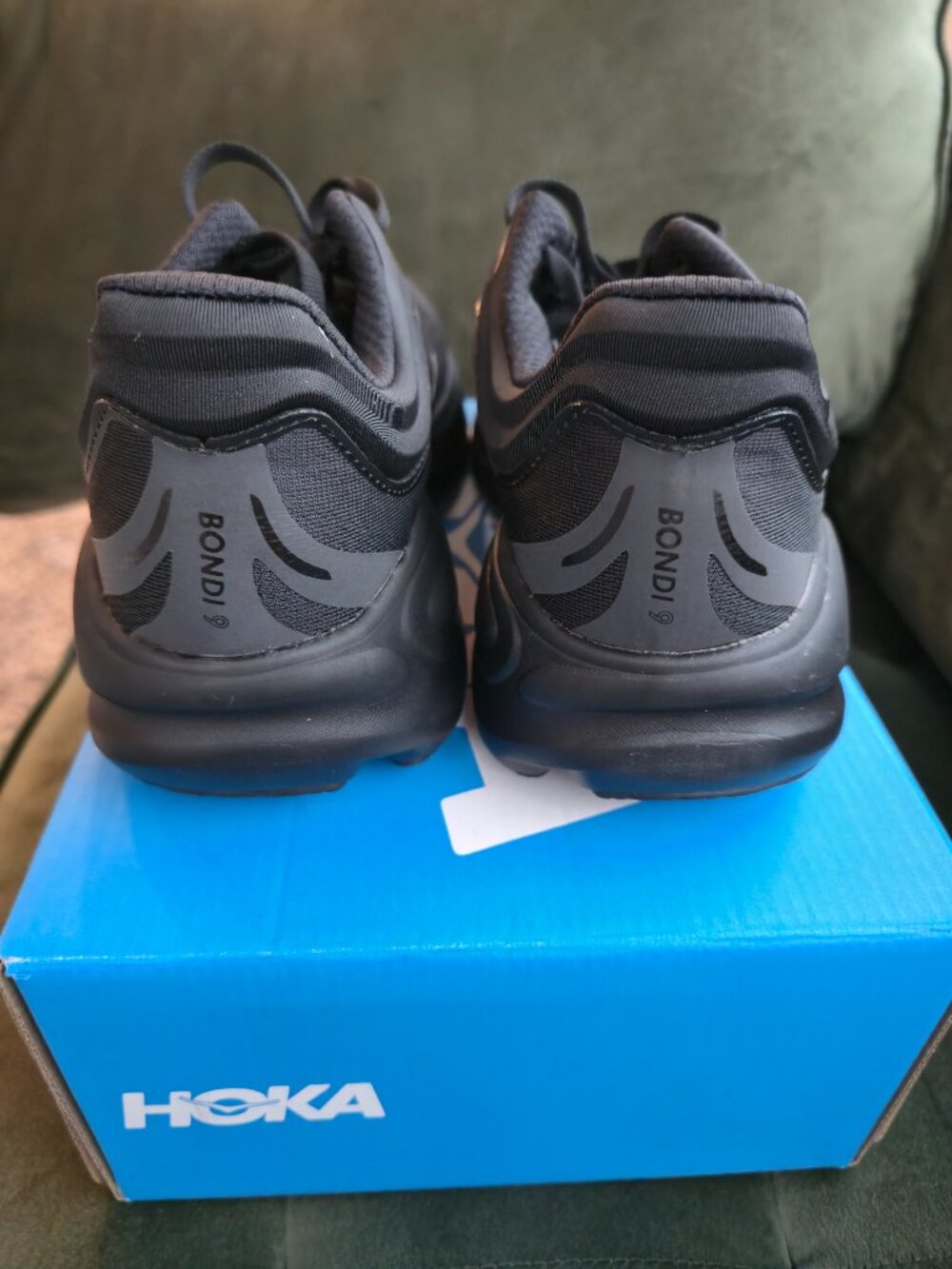 Brand New HOKA Bondi 9 Woman’s Black | Running Walking Shoes - Picture 3 of 6